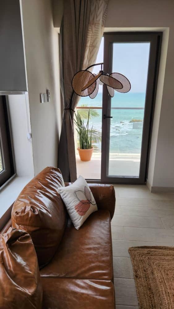 Serenity Terraces Beach, Hotel - Kokrobite Bagian luar foto