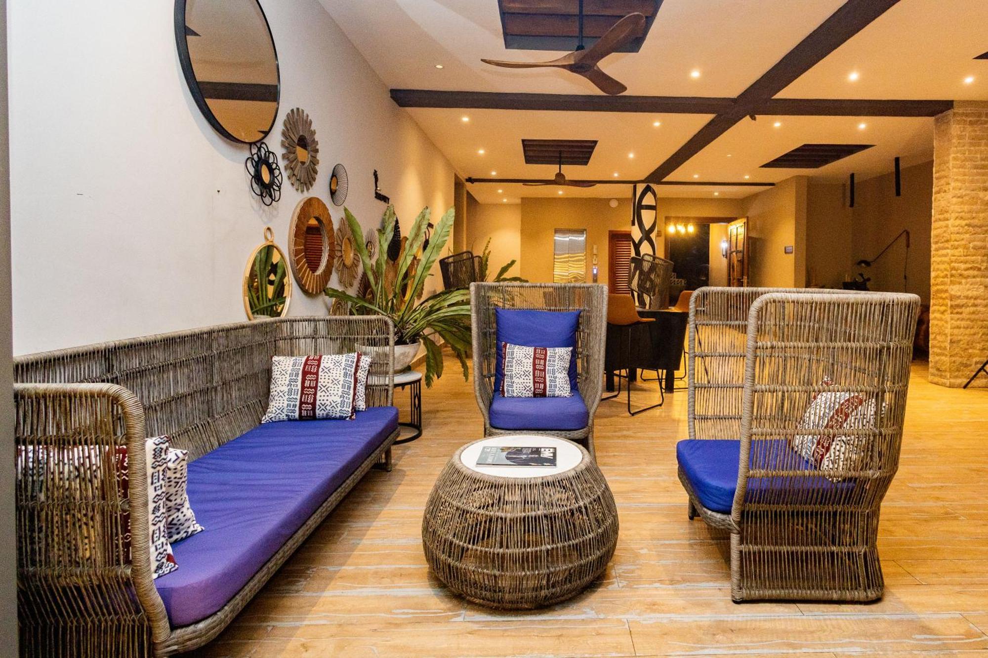 Serenity Terraces Beach, Hotel - Kokrobite Bagian luar foto